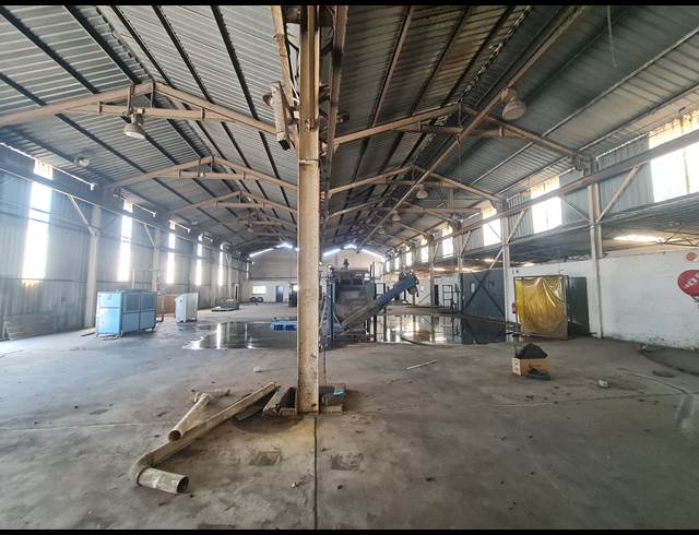 1,100M² WORKSHOP TO LET IN ELANDSFONTEIN