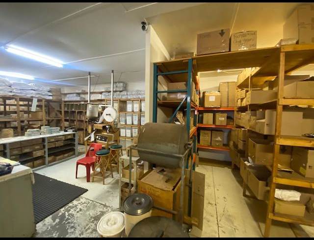 151M² WAREHOUSE TO LET IN WETTON