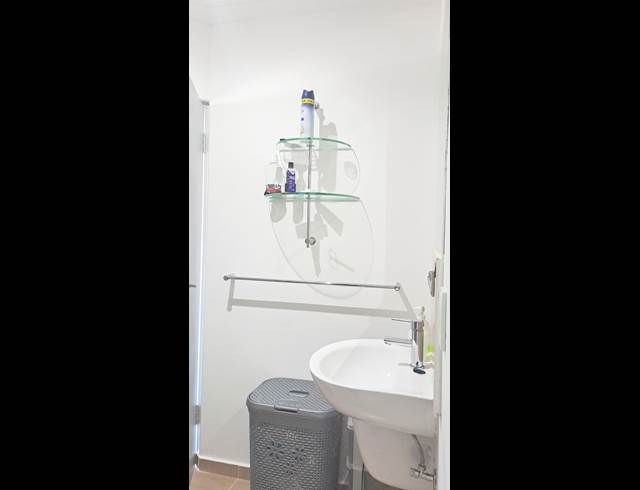 2 bed property to rent in OBSERVATORY