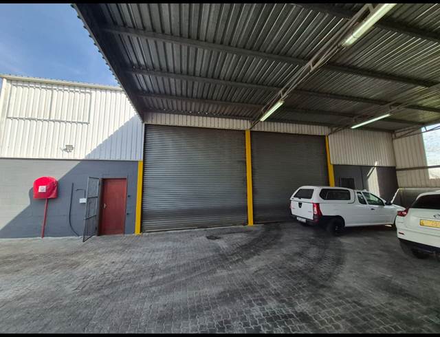 260M² WAREHOUSE TO LET IN BRACKENFELL SOUTH