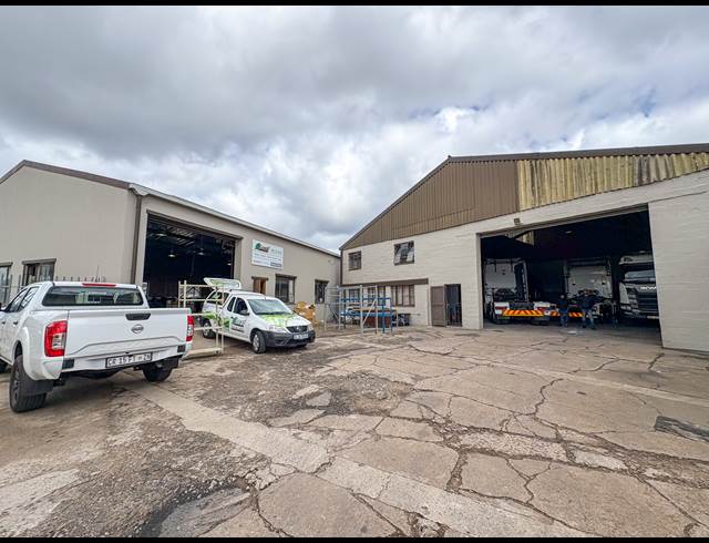 800M² WAREHOUSE TO LET IN NEW GERMANY