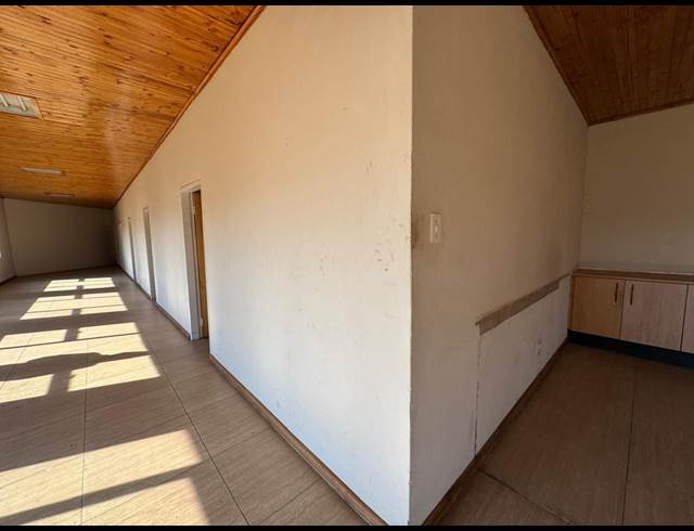 350M² WAREHOUSE TO LET IN EIKENHOF