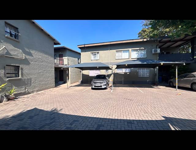 1 BEDROOM APARTMENT TO LET IN SONHEUWEL