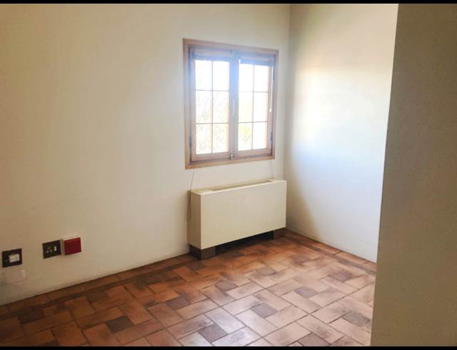 250M² OFFICE TO LET IN PARKTOWN