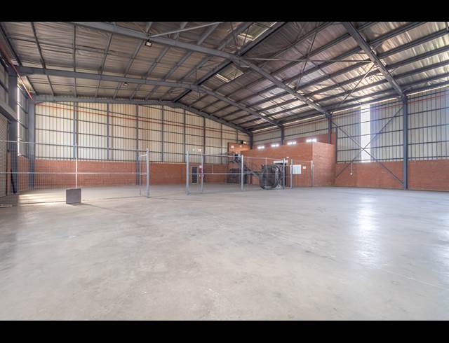 2,052M² WAREHOUSE TO LET IN SUNDERLAND RIDGE