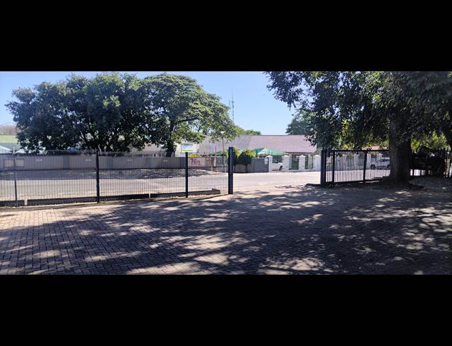 110M² OFFICE TO LET IN SONHEUWEL EXT 1