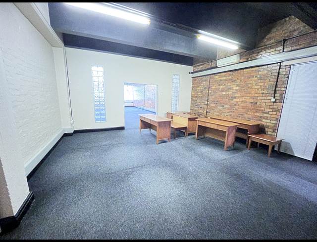 140M² OFFICE TO LET IN CAPE TOWN CITY CENTRE