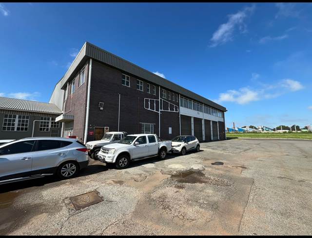 1,800M² WAREHOUSE TO LET IN NEW ERA