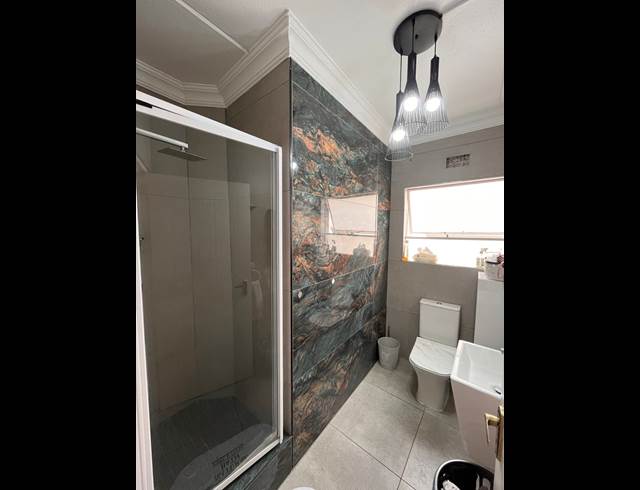 2 BEDROOM APARTMENT TO LET IN MORNINGSIDE