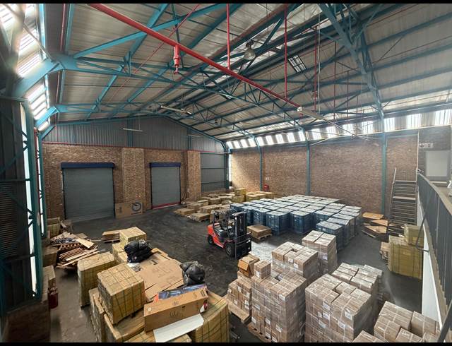 818M² WAREHOUSE TO LET IN RANDJESPARK