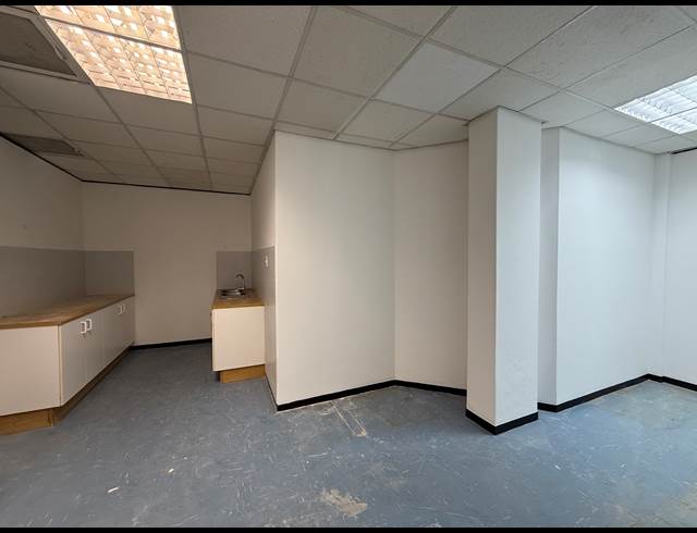 141M² OFFICE TO LET IN ROSEBANK