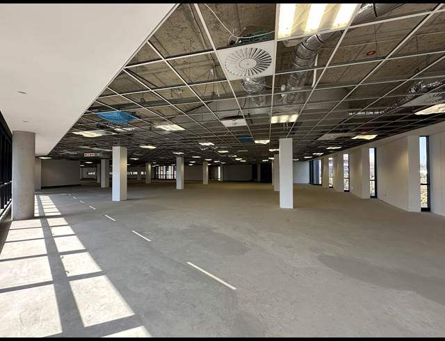 740M² OFFICE TO LET IN SANDTON CENTRAL