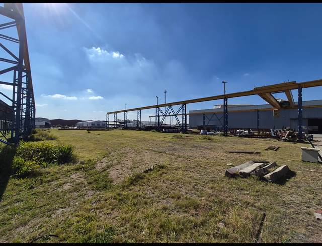 3,000M² INDUSTRIAL YARD TO LET IN ROODEKOP