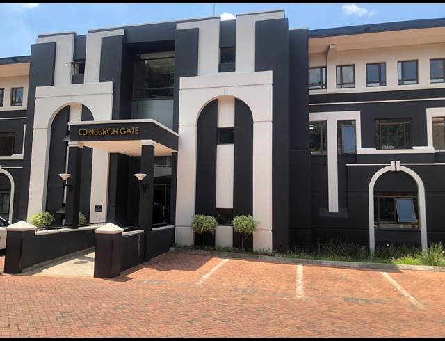 389M² OFFICE TO LET IN HYDE PARK