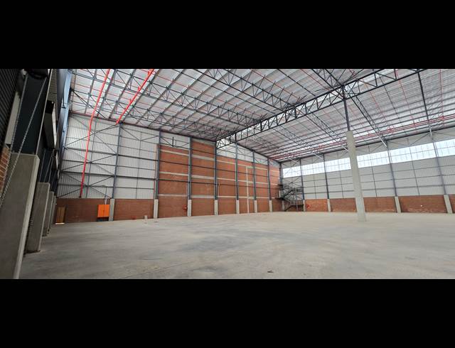 7,731M² WAREHOUSE TO LET IN NORTH RIDING