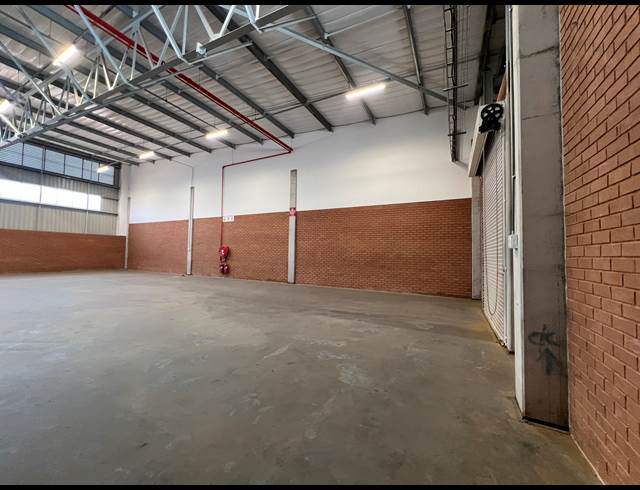 495M² WAREHOUSE TO LET IN HIGHVELD