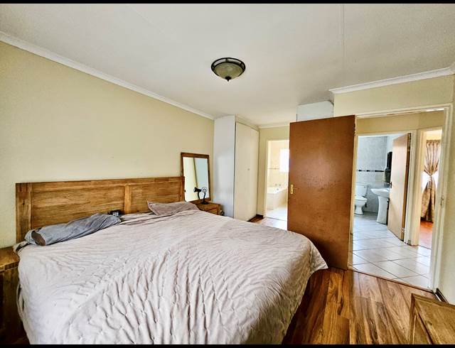 3 bed property to rent in TERENURE