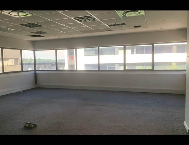 1,503M² OFFICE TO LET IN SANDTON CENTRAL