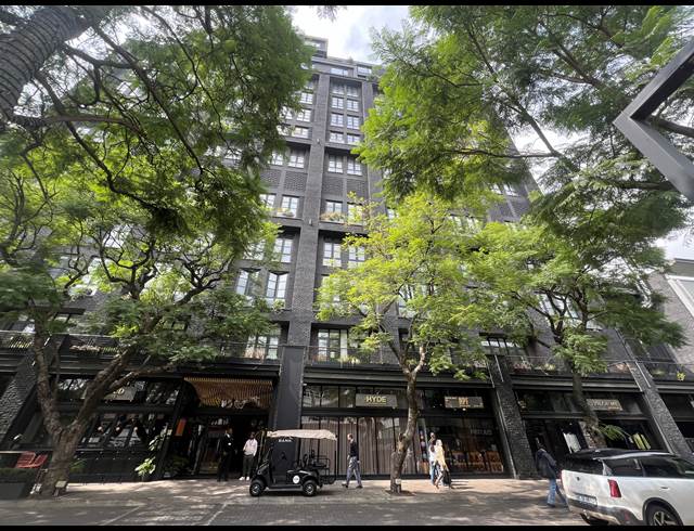 180M² RETAIL TO LET IN ROSEBANK