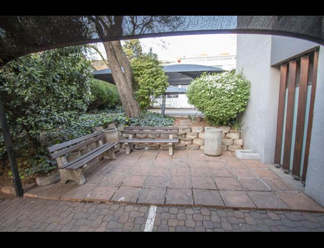 2,000M² OFFICE TO LET IN ROSEBANK