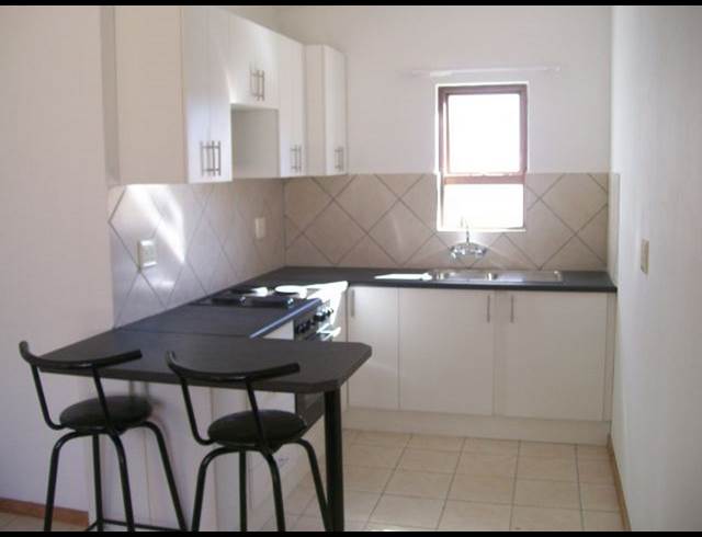 2 bed property to rent in WORCESTER CENTRAL