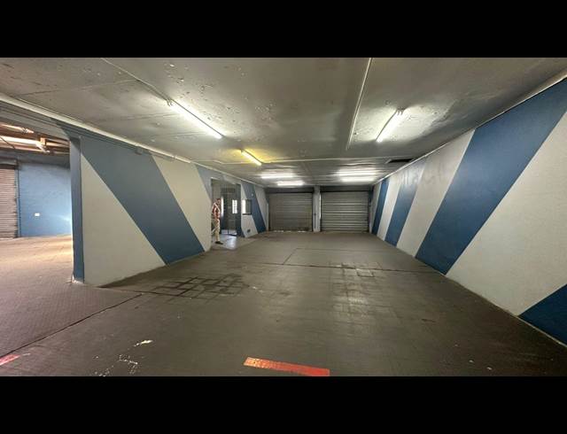 303M² WORKSHOP RENTED IN KORSTEN