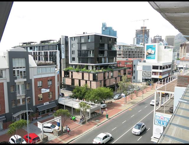 151M² OFFICE TO LET IN GREEN POINT