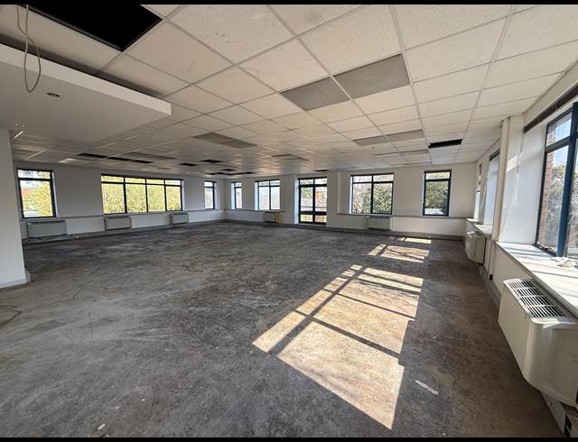 420M² OFFICE TO LET IN ROSEBANK