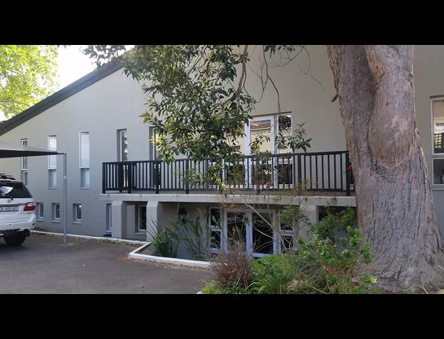 840M² WAREHOUSE TO LET IN WESTLAKE