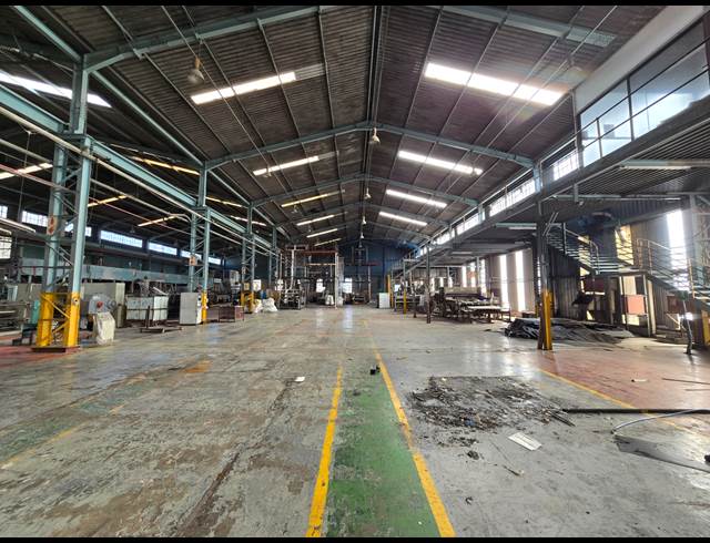 9,057M² FACTORY TO LET IN TUNNEY