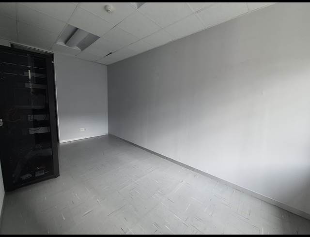 1,633M² OFFICE TO LET IN SANDTON CENTRAL