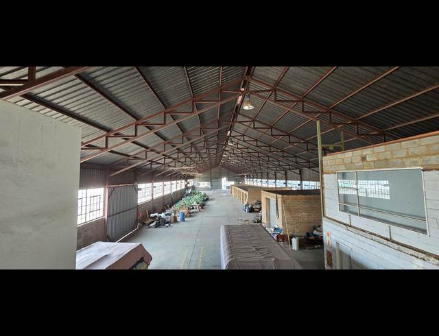 1,545M² FACTORY TO LET IN LEWISHAM