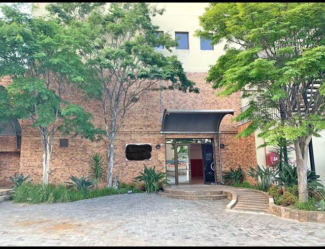 7,435M² OFFICE TO LET IN WYNBERG
