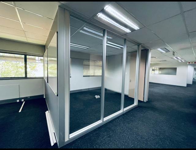 517M² OFFICE TO LET IN RANDJESPARK