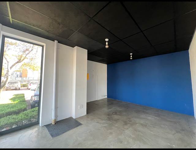 210.99M² WAREHOUSE TO LET IN HIGHVELD