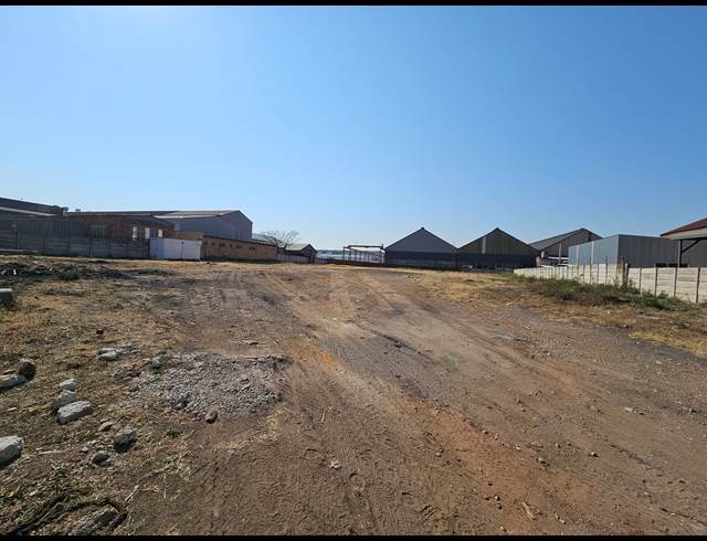 3,000M² VACANT LAND TO LET IN ELANDSFONTEIN