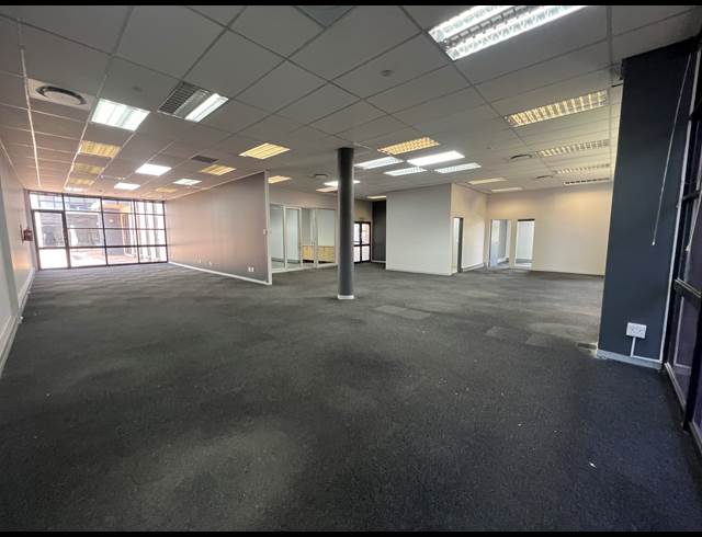 281M² OFFICE TO LET IN HIGHVELD