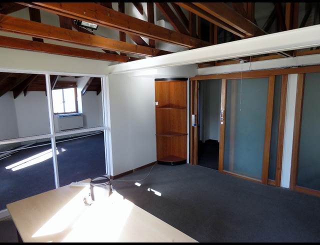 17M² OFFICE TO LET IN STELLENBOSCH CENTRAL