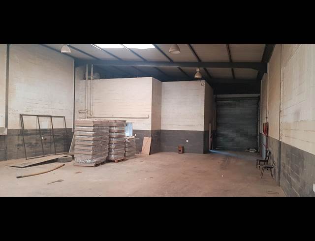340M² WAREHOUSE TO LET IN BRACKENFELL SOUTH