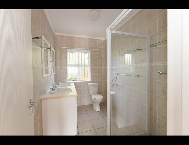 3 bed property to rent in LANGERUG