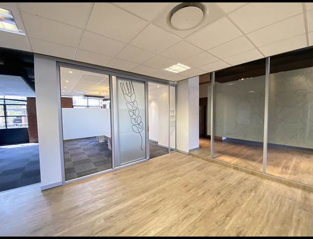 303M² OFFICE TO LET IN OBSERVATORY