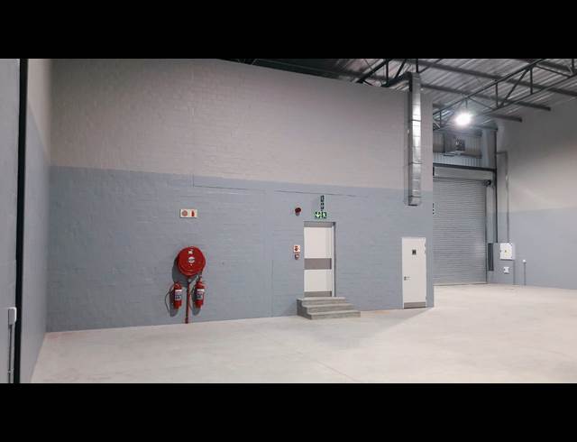 428M² WAREHOUSE TO LET IN STONEWOOD SECURITY ESTATE