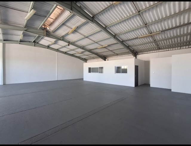 275M² WAREHOUSE TO LET IN WOODBROOK