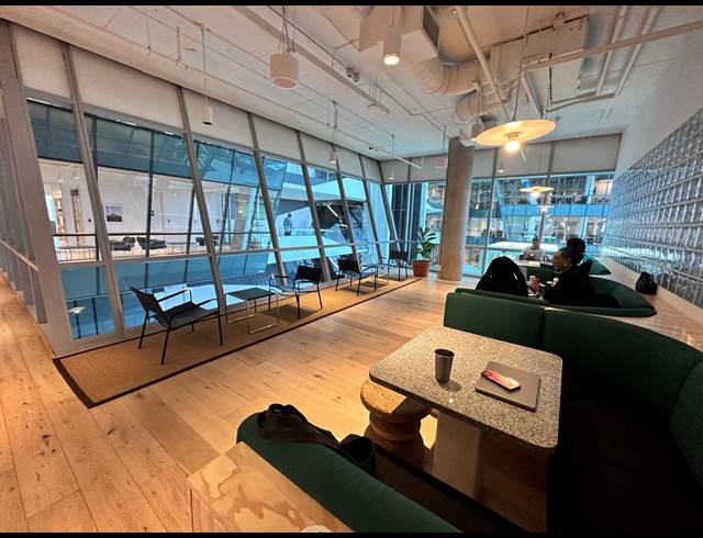 105M² SERVICED OFFICE TO LET IN ROSEBANK