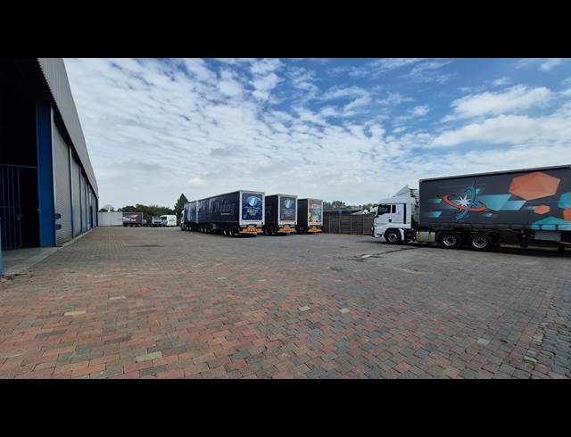 1,500M² FACTORY TO LET IN MOREHILL
