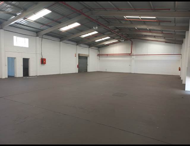 423M² WAREHOUSE TO LET IN MAITLAND