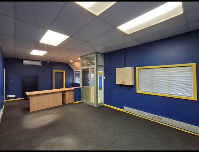 310M² OFFICE TO LET IN VINCENT