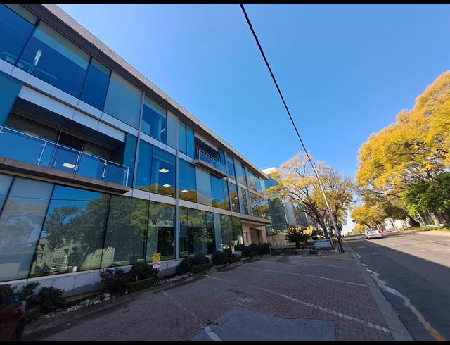 1,182M² OFFICE TO LET IN ILLOVO