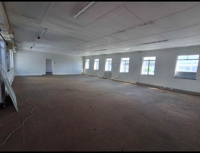 562M² BUSINESS TO LET IN ARCADIA