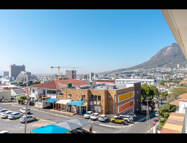 2 BEDROOM APARTMENT TO LET IN TAMBOERSKLOOF